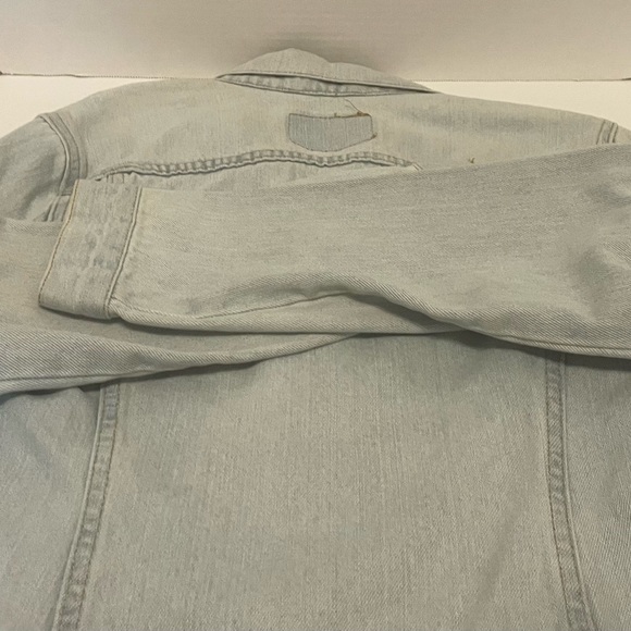 Levi's Trucker Jeans Jacket Women Denim Size Large Light Wash Metal Buttons - Picture 11 of 16